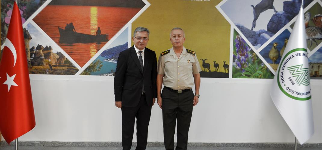 Tümgeneral Sayın Yusuf DİKER,  Bölge Müdürümüz Orhan ÇATALÇAM'ı ziyaret etti...